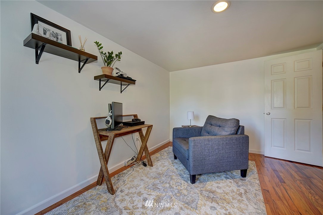 2508 Sheridan Road Bremerton, WA 98310 - Photo 18 of 28 Gallery Image 18