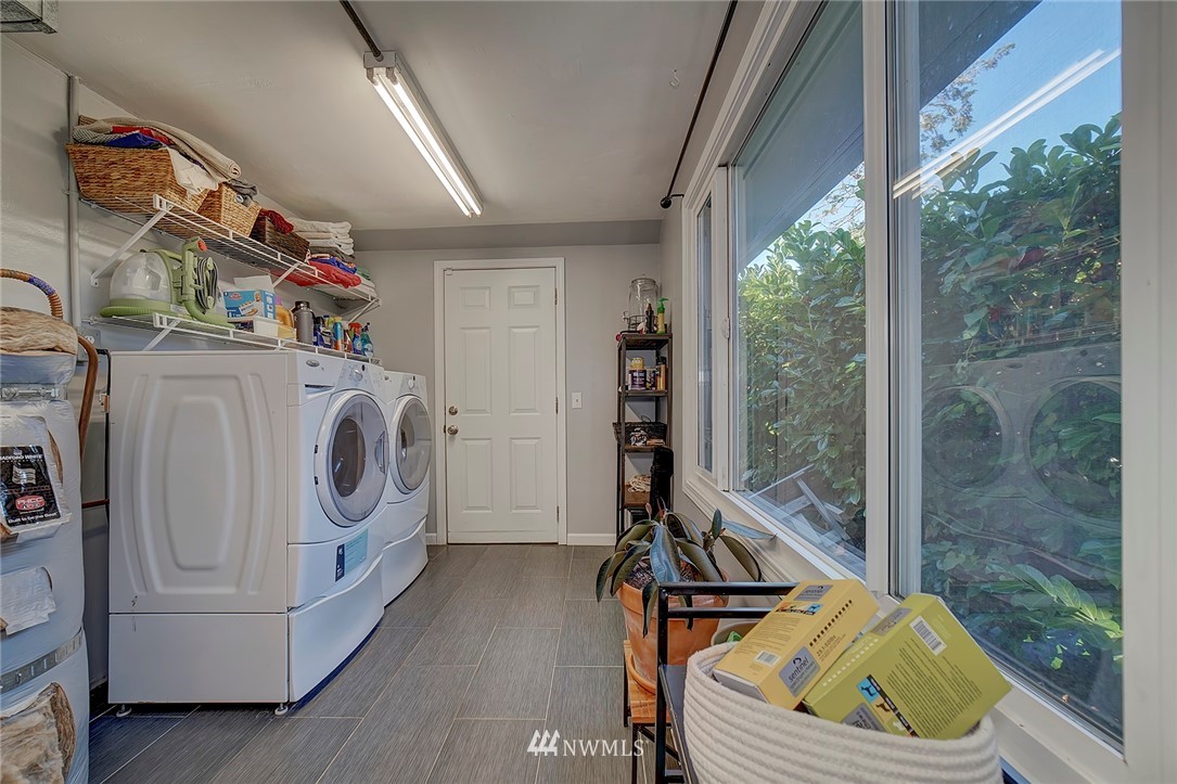 2508 Sheridan Road Bremerton, WA 98310 - Photo 21 of 28 Gallery Image 21