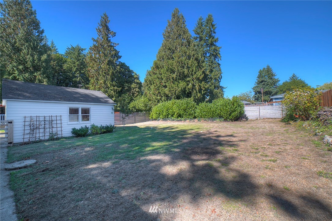 2508 Sheridan Road Bremerton, WA 98310 - Photo 25 of 28 Gallery Image 25