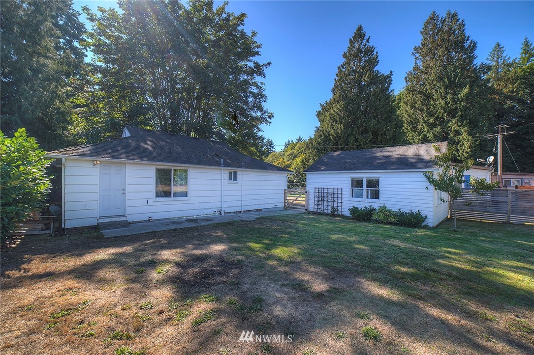 2508 Sheridan Road Bremerton, WA 98310 - Photo 27 of 28 Gallery Image 27