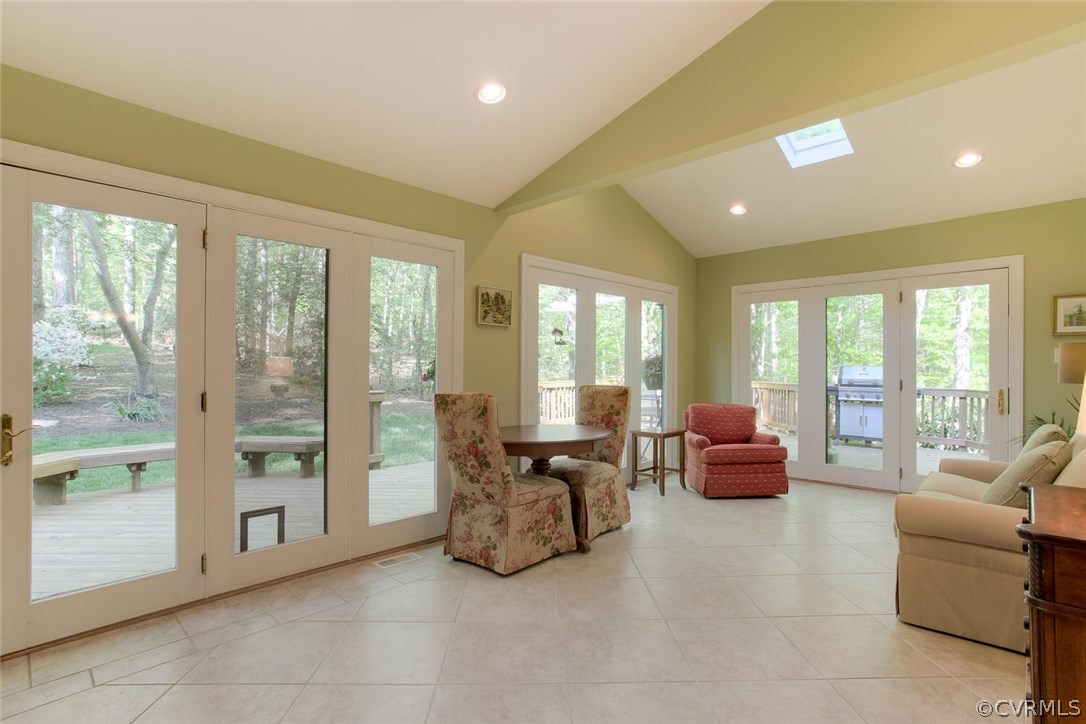 2440 Log Cabin Road Maidens, VA 23102 - Photo 22 of 50 Gallery Image 22