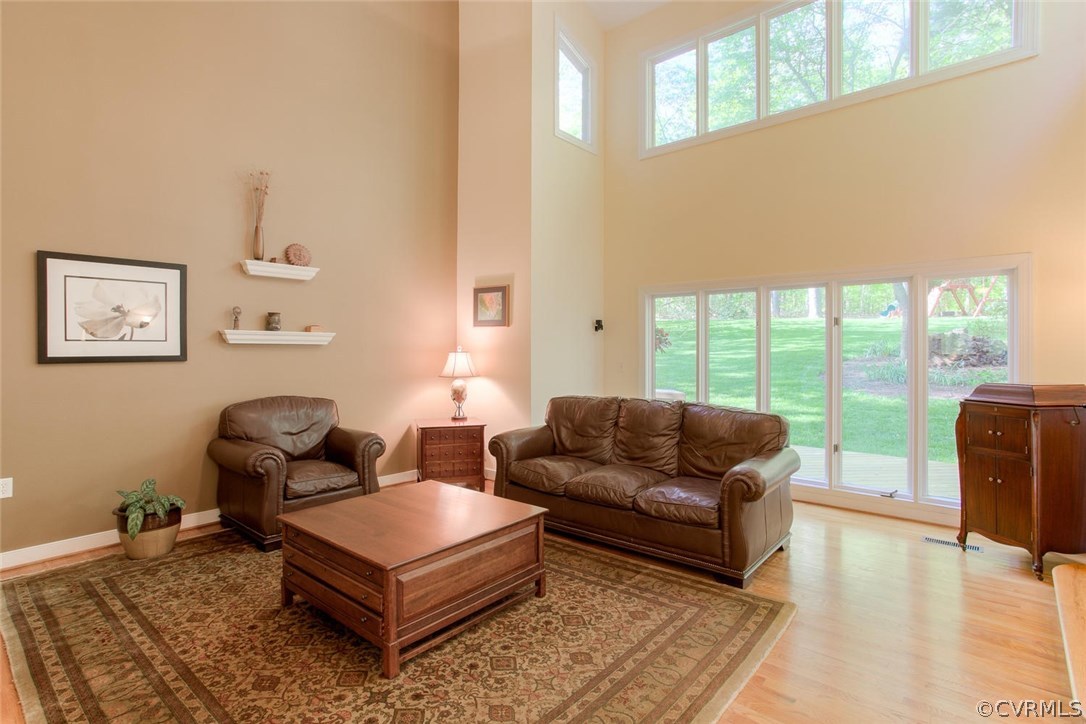 2440 Log Cabin Road Maidens, VA 23102 - Photo 7 of 50 Gallery Image 7