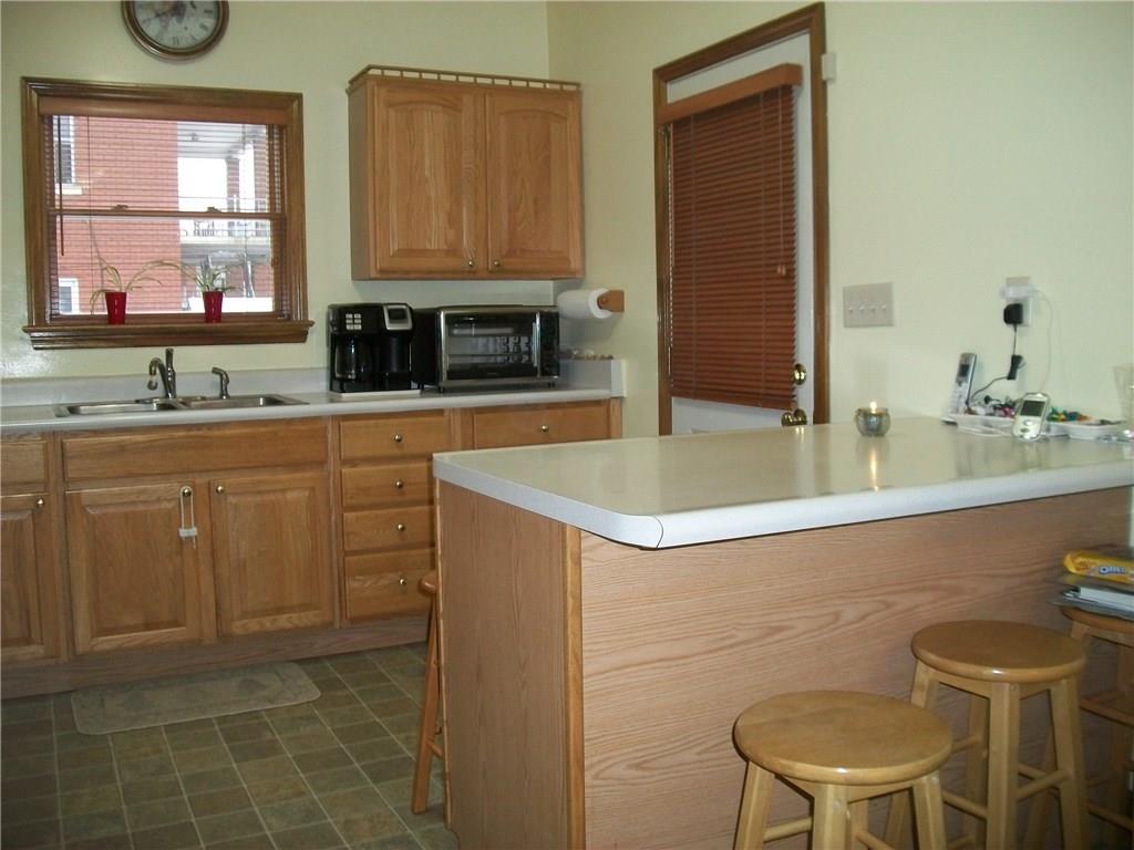 214 Catherine Street McKees Rocks, PA 15136 - Photo 7 of 13 Gallery Image 7