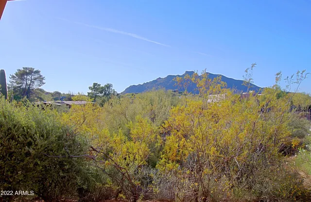 $3,800 | 36601 North Mule Train Road, Unit A32, Carefree, AZ 85377