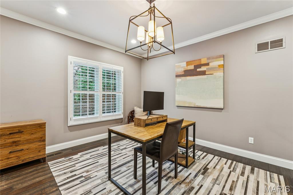 809 Tara Estates Court Chesterfield, MO 63005 - Photo 20 of 70