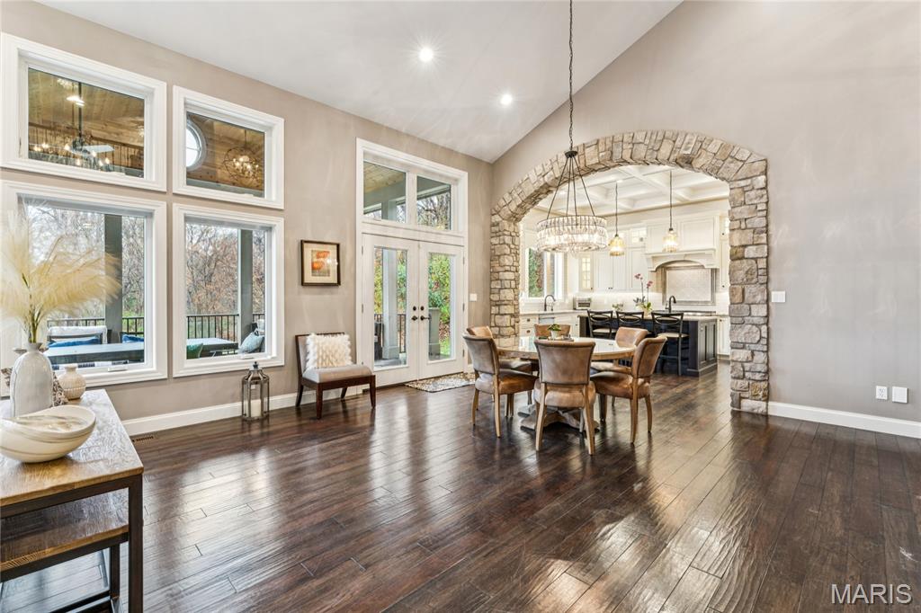 809 Tara Estates Court Chesterfield, MO 63005 - Photo 31 of 70