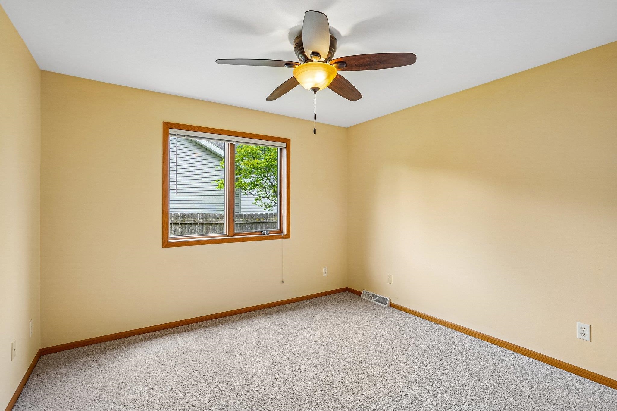 7526 Crawling Stone Road Madison, WI 53719 - Photo 23 of 44