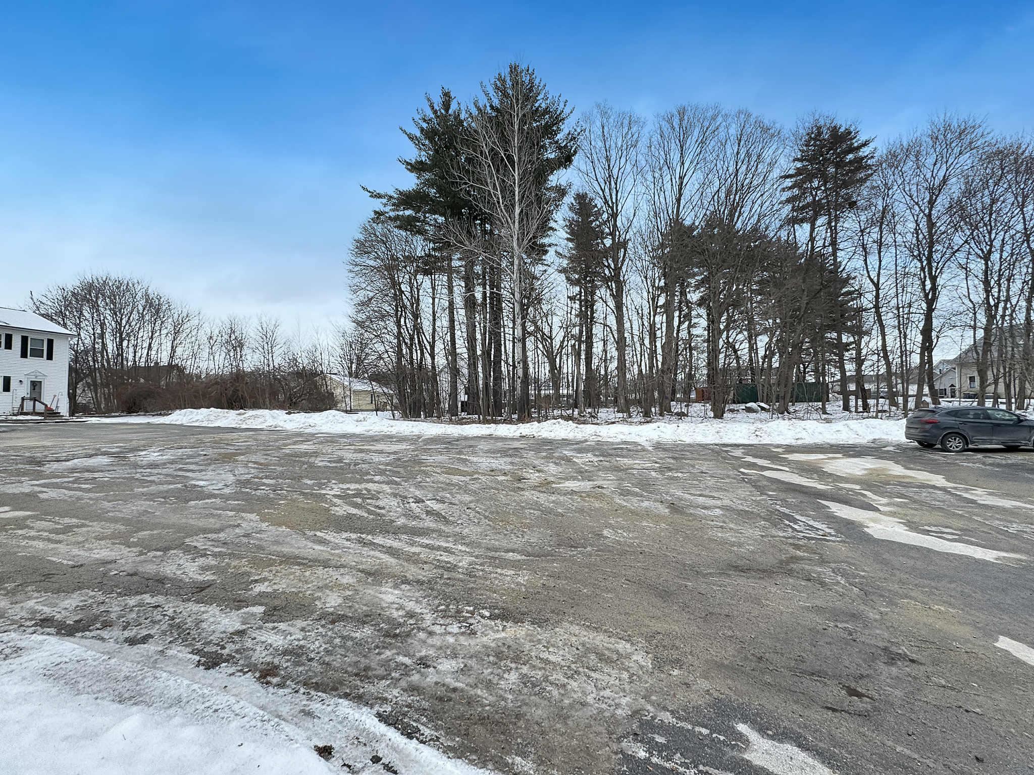 5-16 Butler Street Hillsborough, NH 03244 - Photo 5 of 9