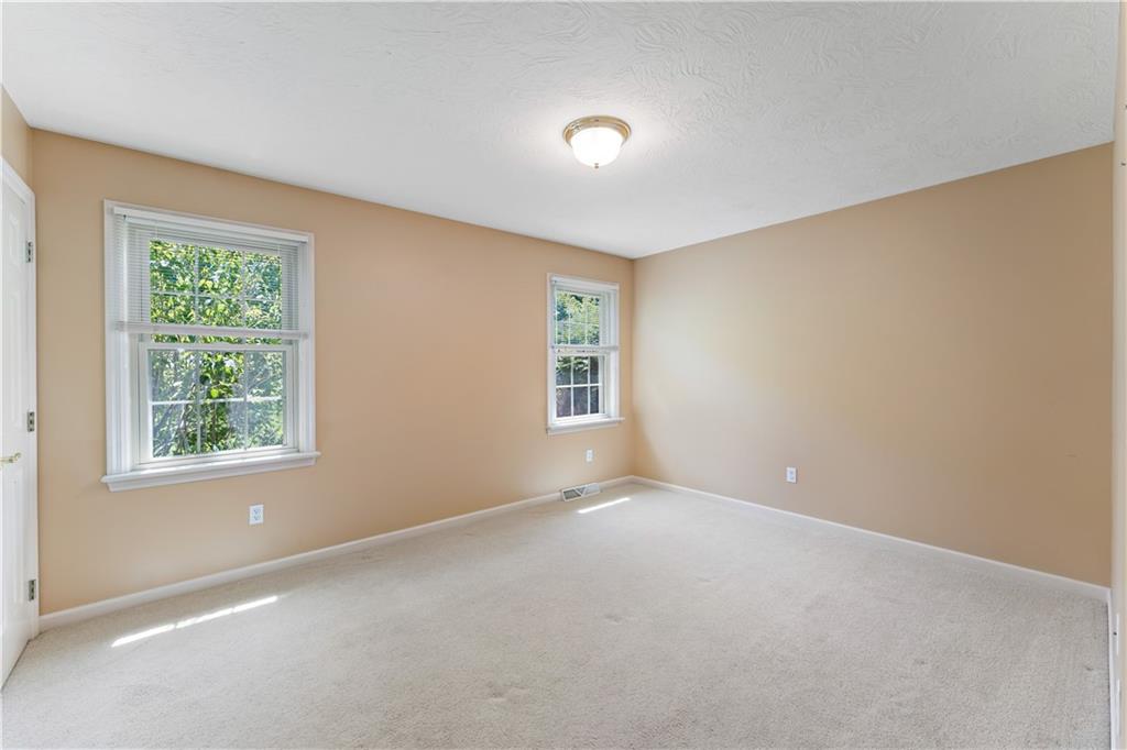 358 West Jefferson Road Butler, PA 16002 - Photo 23 of 50
