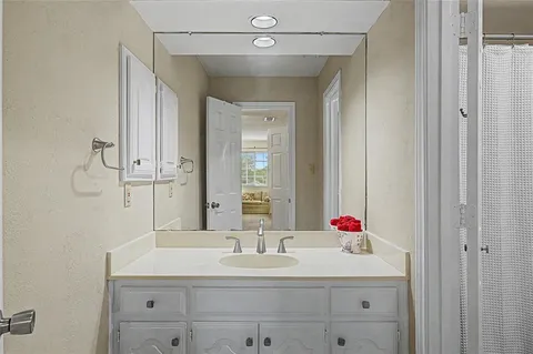 $995,000 | 5831 London Lane, Dallas, TX 75252