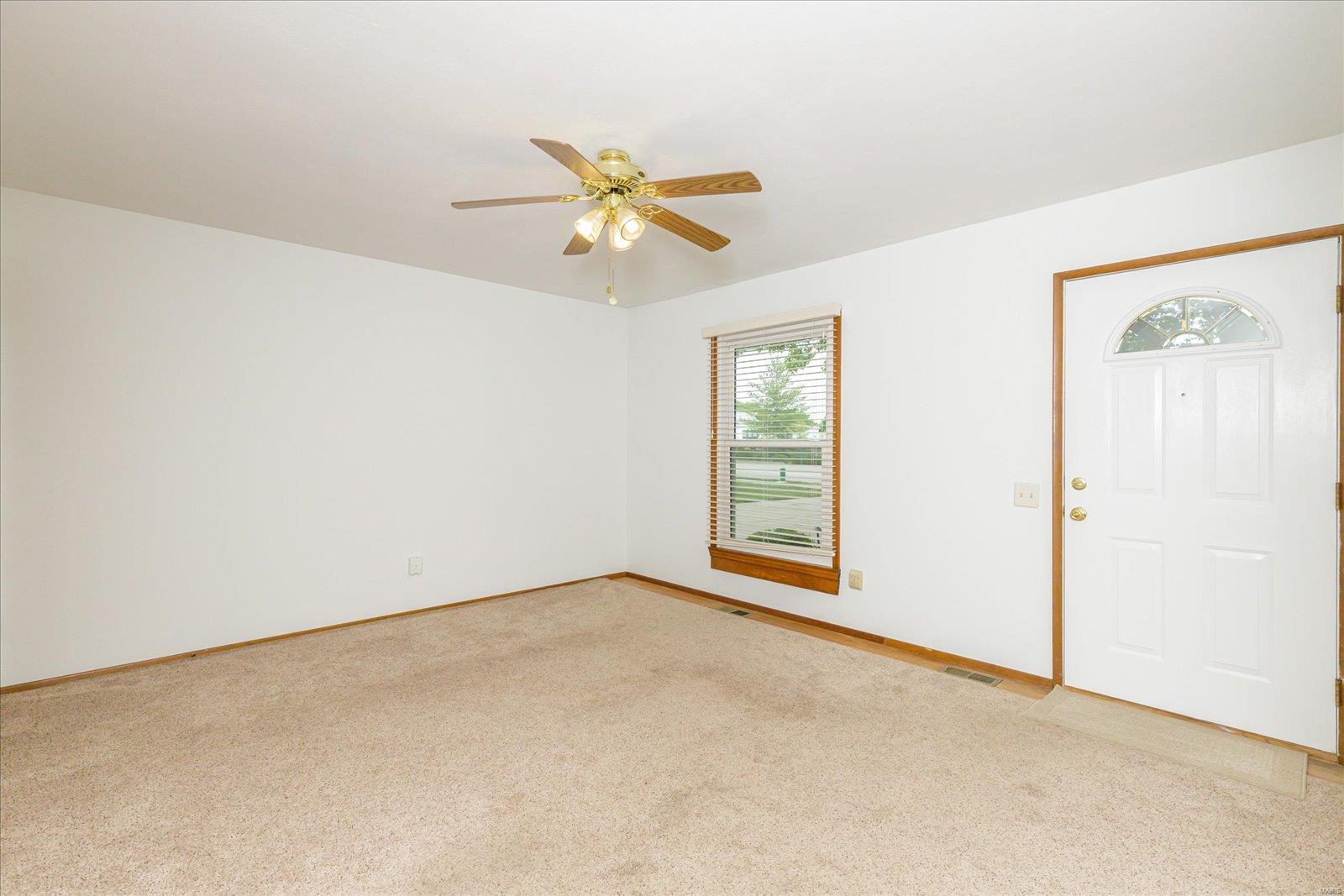 2911 Ehlmann Road St. Charles, MO 63301 - Photo 7 of 38 Gallery Image 7