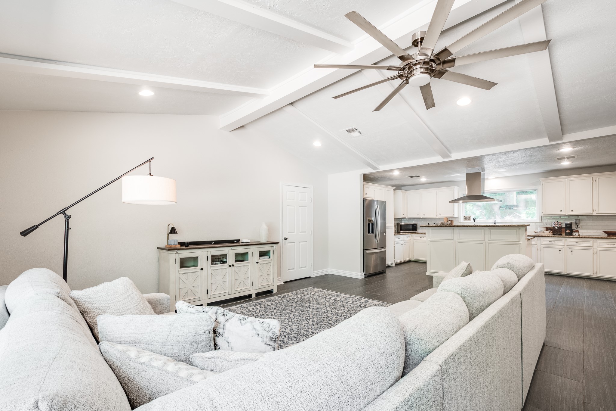 5907 Crosby Dayton Road Crosby, TX 77532 - Photo 12 of 36