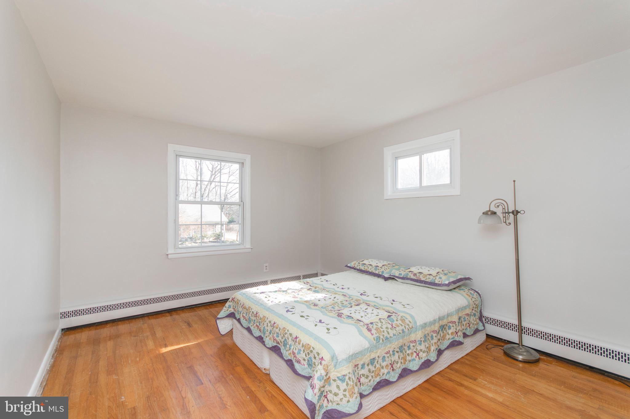 1074 Anna Road Huntingdon Valley, PA 19006 - Photo 17 of 35