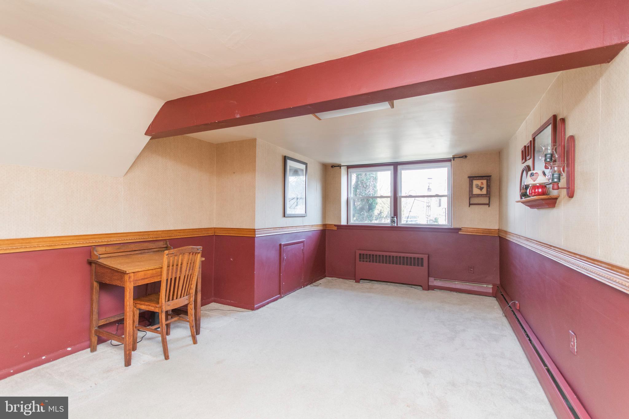 1074 Anna Road Huntingdon Valley, PA 19006 - Photo 26 of 35