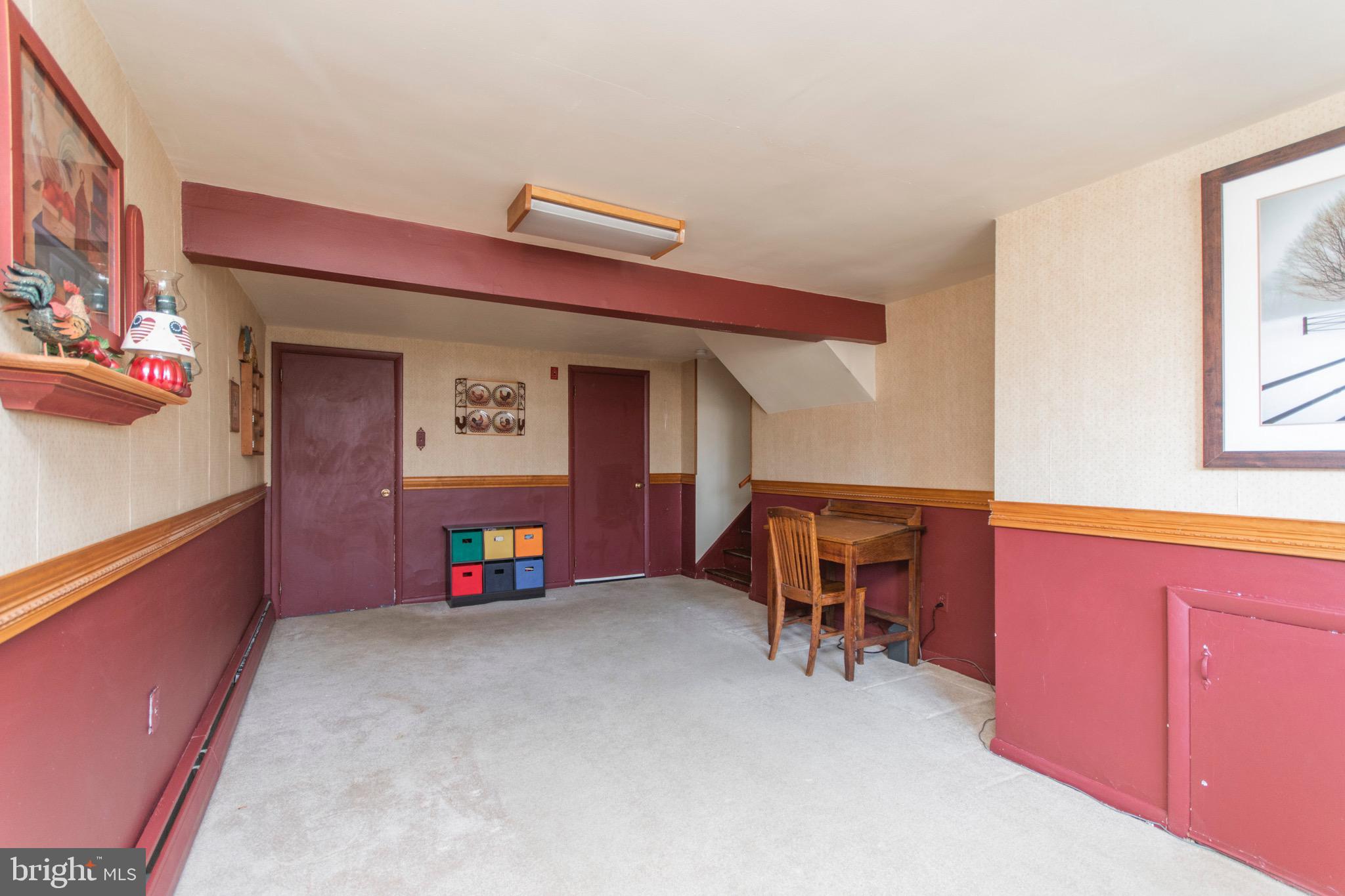 1074 Anna Road Huntingdon Valley, PA 19006 - Photo 28 of 35