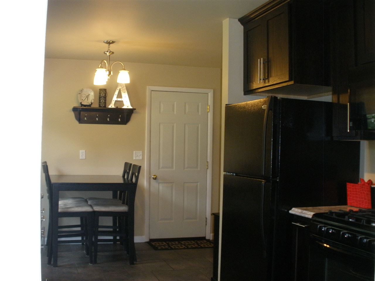 302 Harding Avenue Princeton, IN 47670 - Photo 7 of 21 Gallery Image 7