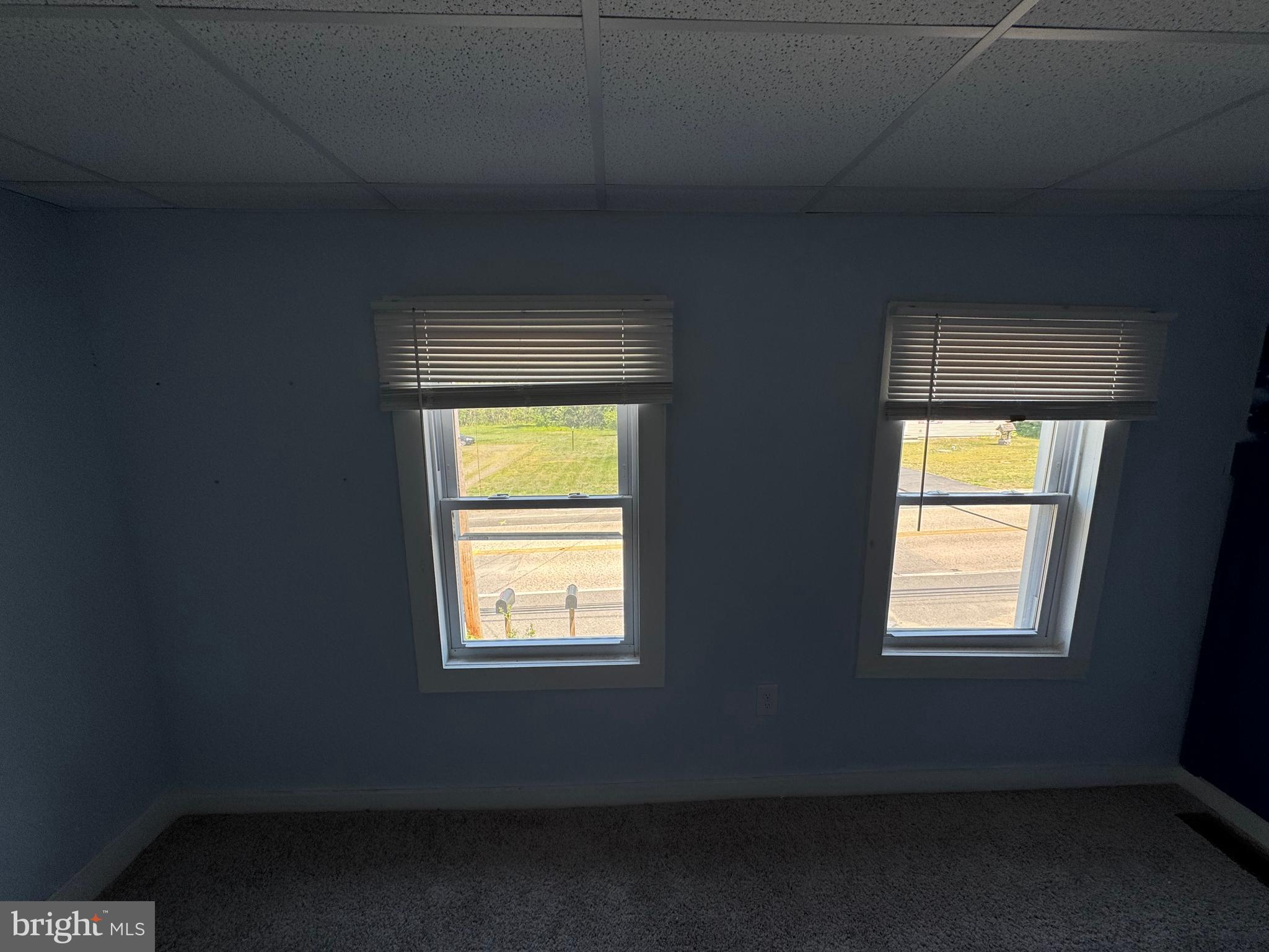395 Tansboro Road Berlin, NJ 08009 - Photo 25 of 47 a room with a window