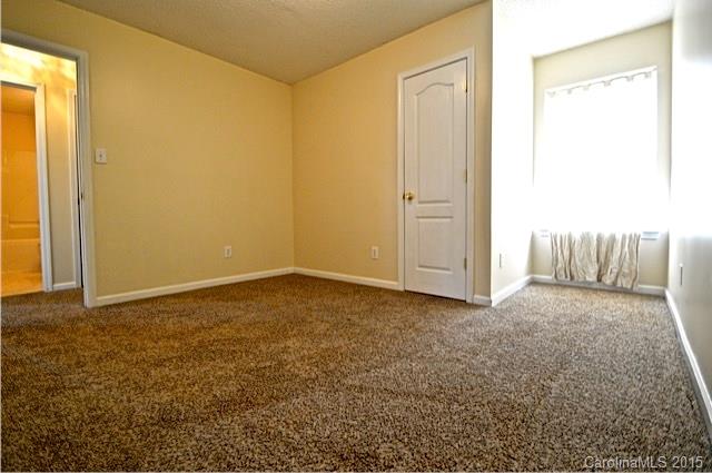 8216 Reames Road Charlotte, NC 28216 - Photo 10 of 12 Gallery Image 10