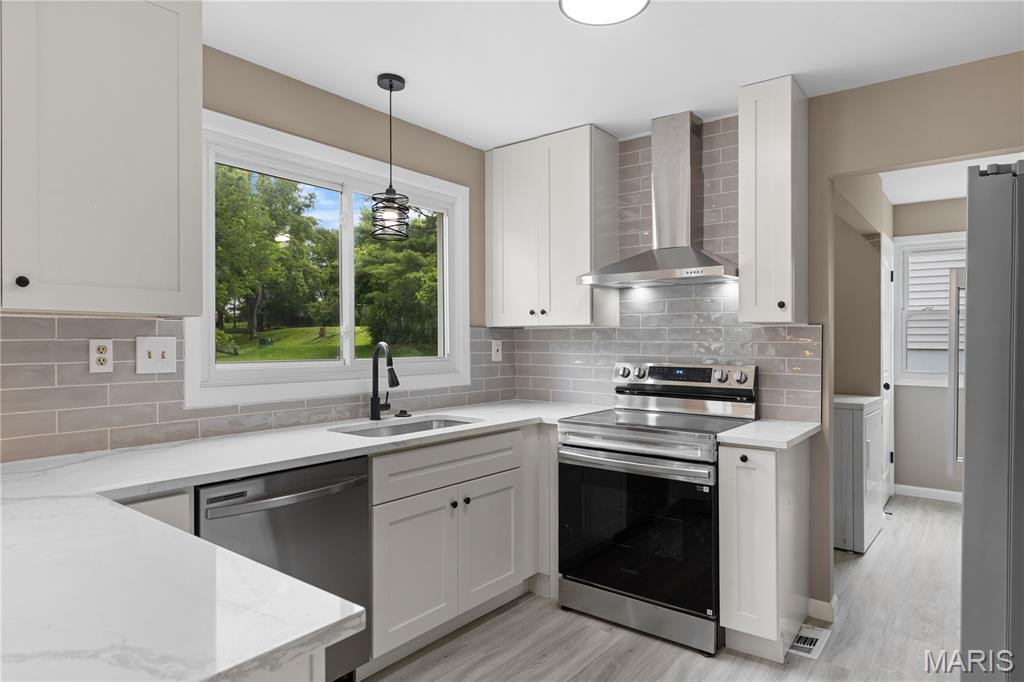 15391 Highcroft Drive Chesterfield, MO 63017 - Photo 11 of 25