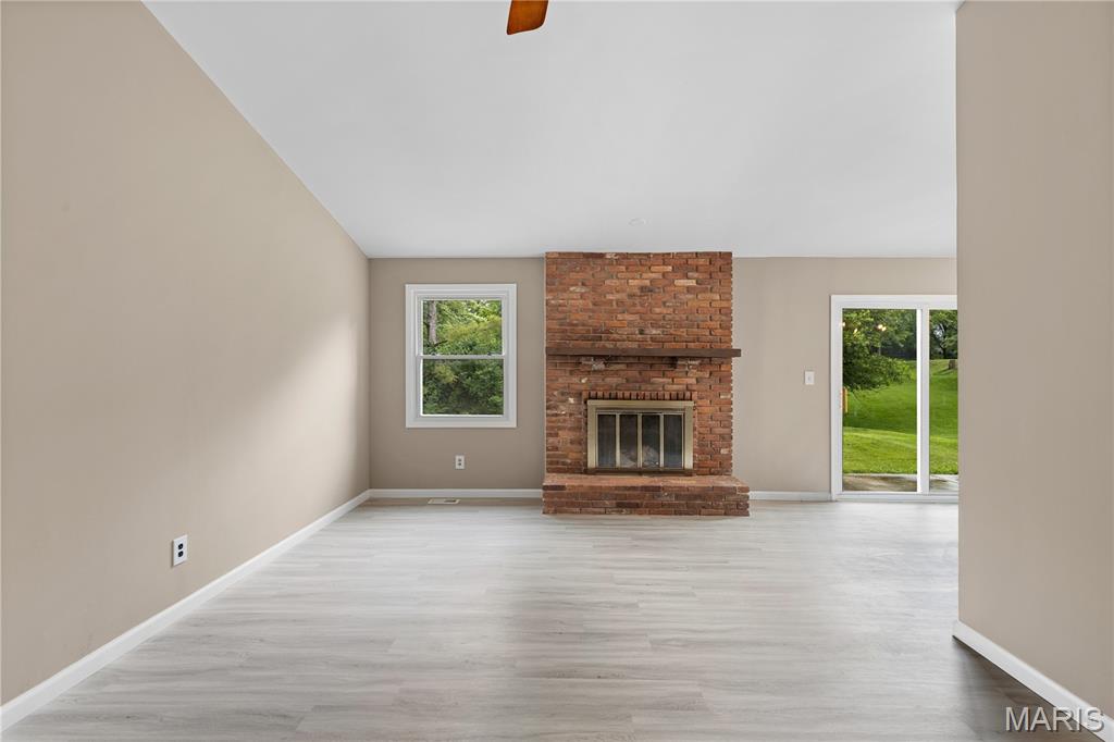 15391 Highcroft Drive Chesterfield, MO 63017 - Photo 14 of 25