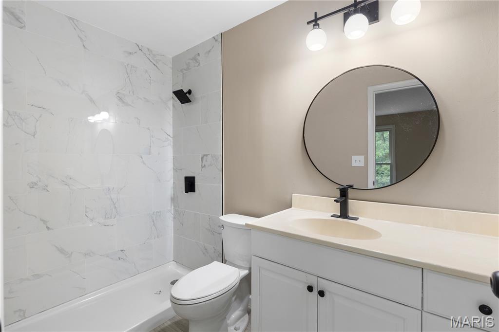 15391 Highcroft Drive Chesterfield, MO 63017 - Photo 22 of 25