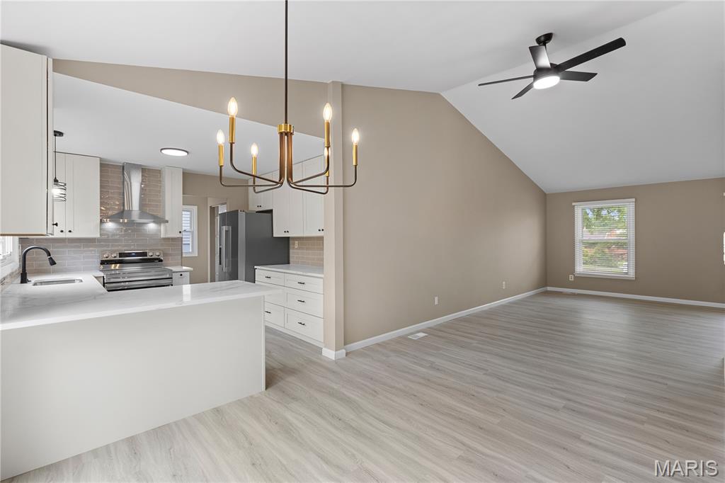 15391 Highcroft Drive Chesterfield, MO 63017 - Photo 7 of 25