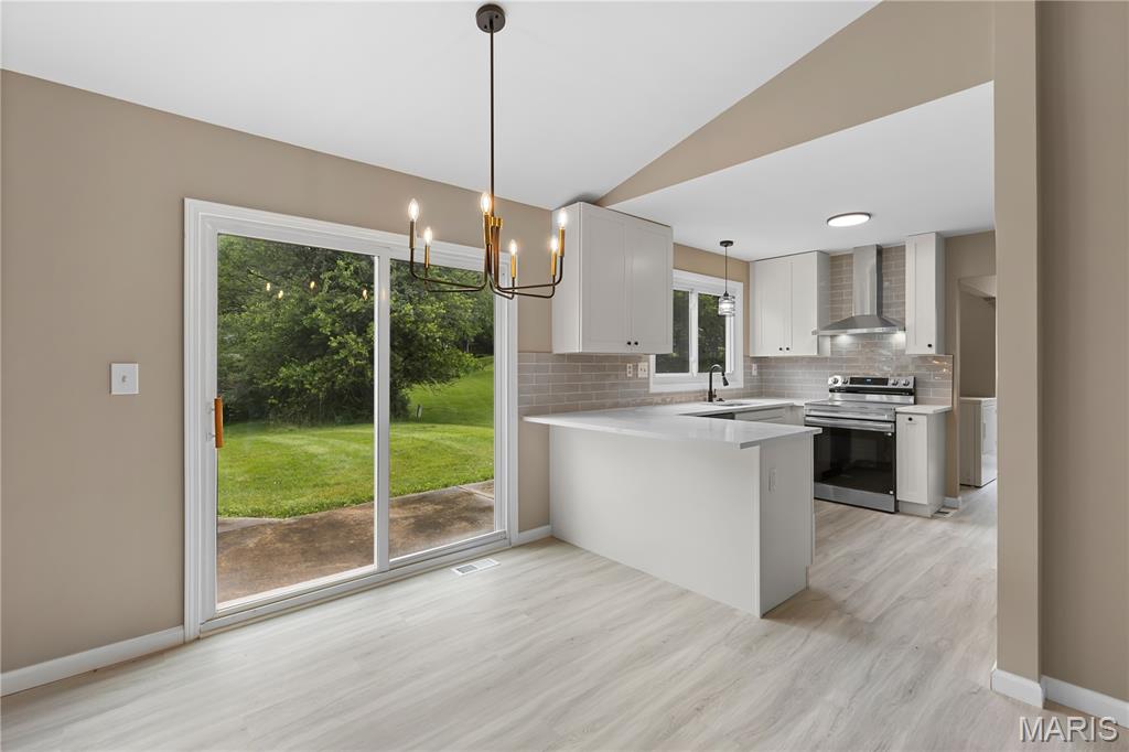 15391 Highcroft Drive Chesterfield, MO 63017 - Photo 8 of 25