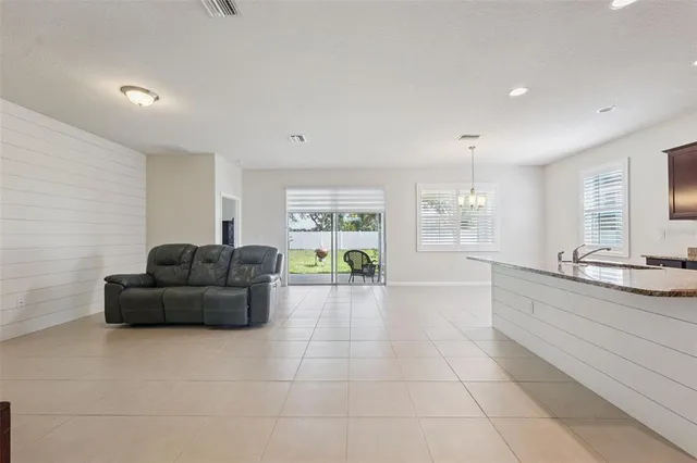 $300,000 | 13614 Hunting Creek Place, Spring Hill, FL 34609