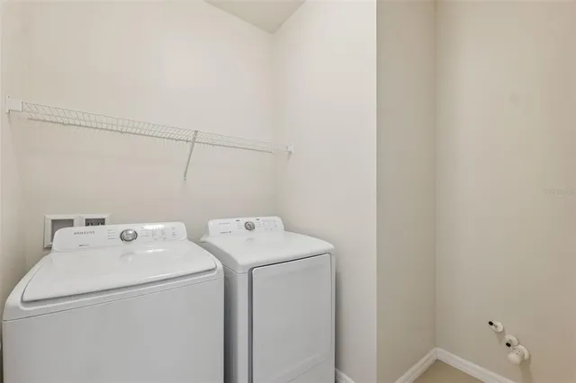 $300,000 | 13614 Hunting Creek Place, Spring Hill, FL 34609