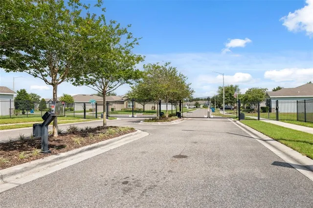 $300,000 | 13614 Hunting Creek Place, Spring Hill, FL 34609