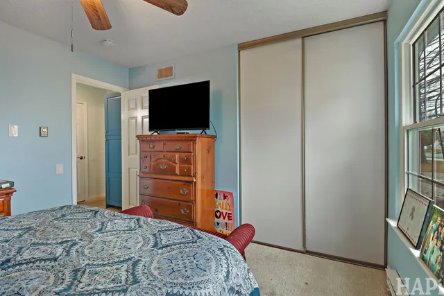 $299,900 | 7205 Hastings Circle, Unit 330, Fox Lake, IL 60020