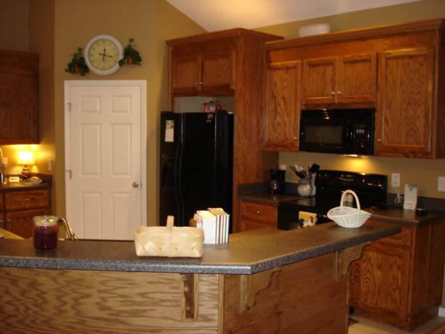 109 Garrett Street Fountain Inn, SC 29644 - Photo 4 of 19 Gallery Image 4