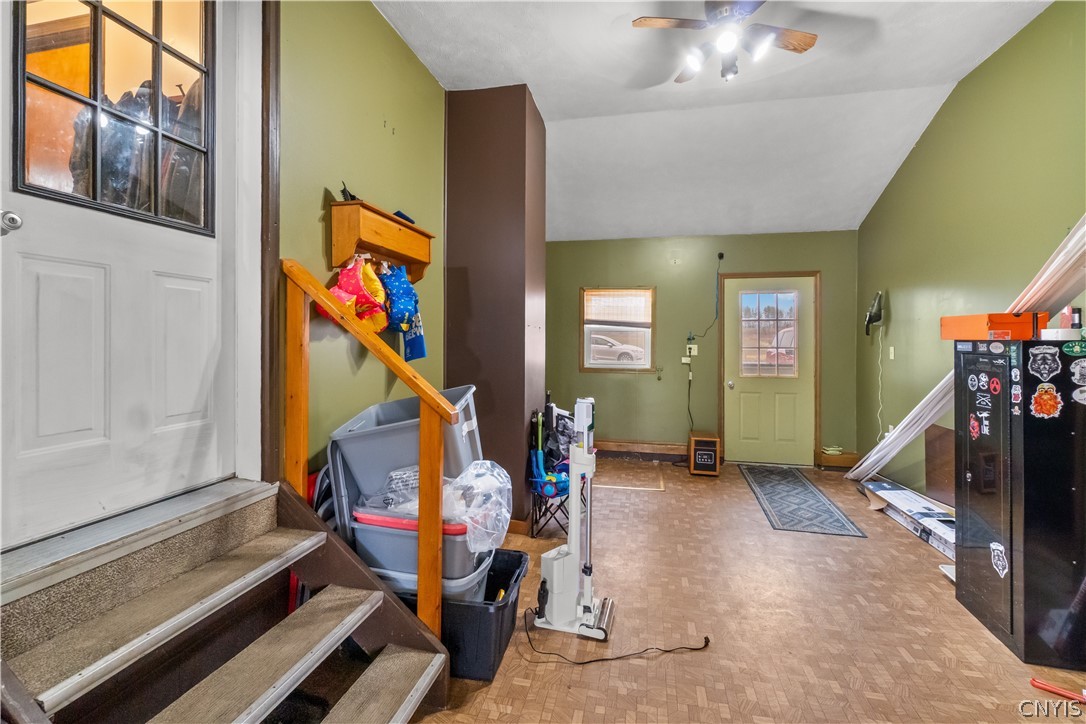 6401 Rock Road Verona, NY 13478 - Photo 19 of 35 Breezeway off of the kitchen