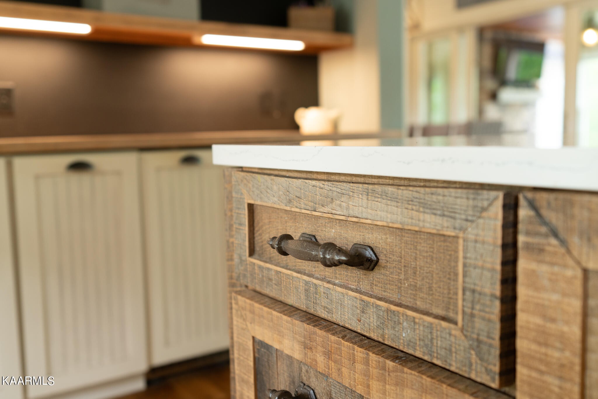 613 Dixon Road Lenoir City, TN 37772 - Photo 13 of 44