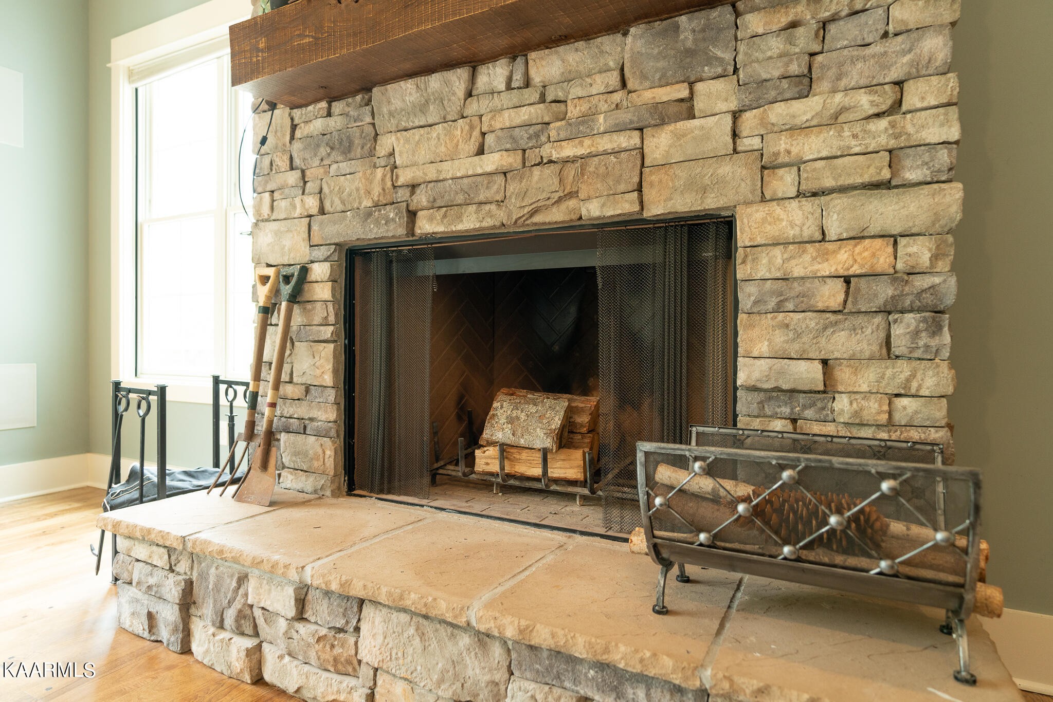 613 Dixon Road Lenoir City, TN 37772 - Photo 14 of 44 a bedroom with a bed and a table in it