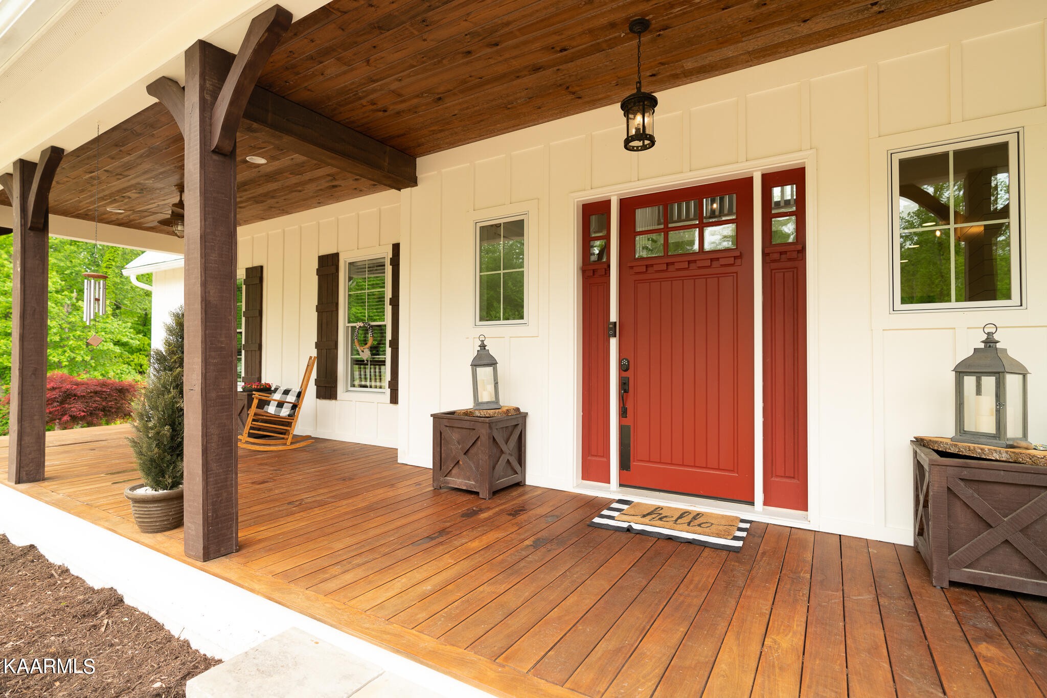 613 Dixon Road Lenoir City, TN 37772 - Photo 4 of 44 a view of outdoor space
