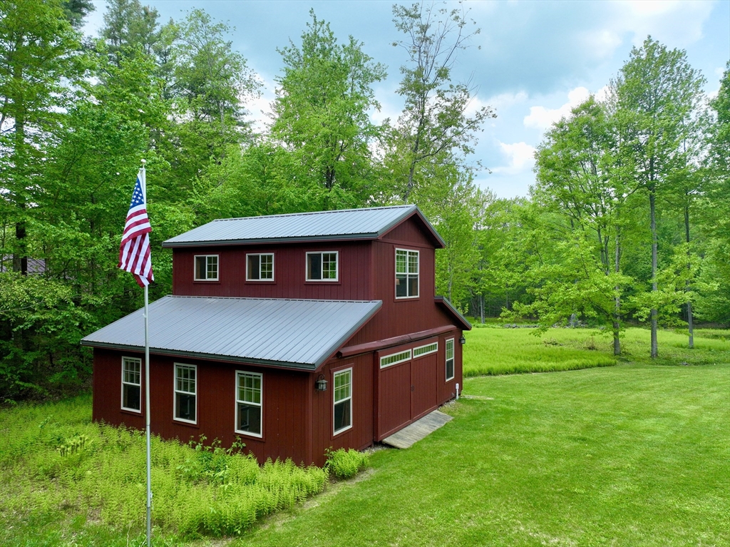 189 Sugar Hill Road Williamsburg, MA 01096 - Photo 2 of 41 Gallery Image 2