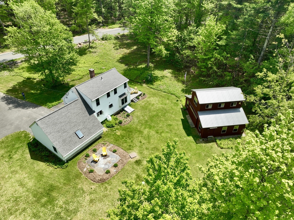 189 Sugar Hill Road Williamsburg, MA 01096 - Photo 4 of 41 Gallery Image 4