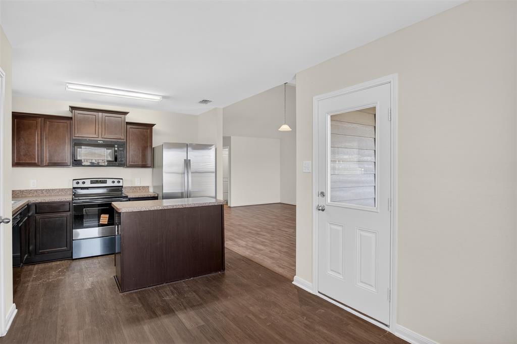 14259 Riata Lane Dallas, TX 75253 - Photo 13 of 25