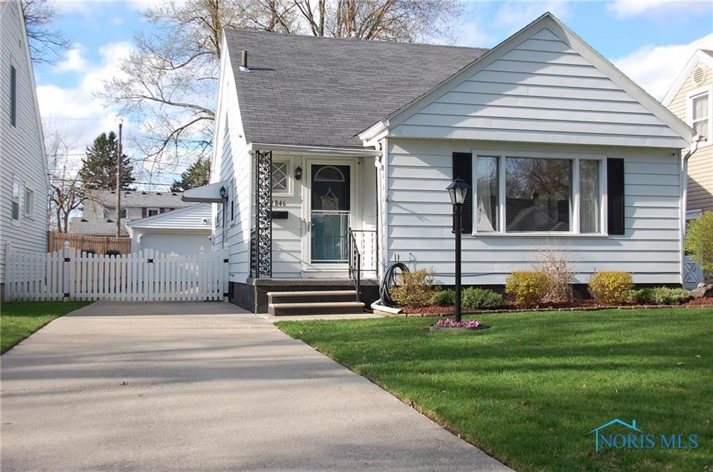 2846 Gracewood Road Toledo, OH 43613 - Photo 1 of 15 Gallery Image 1
