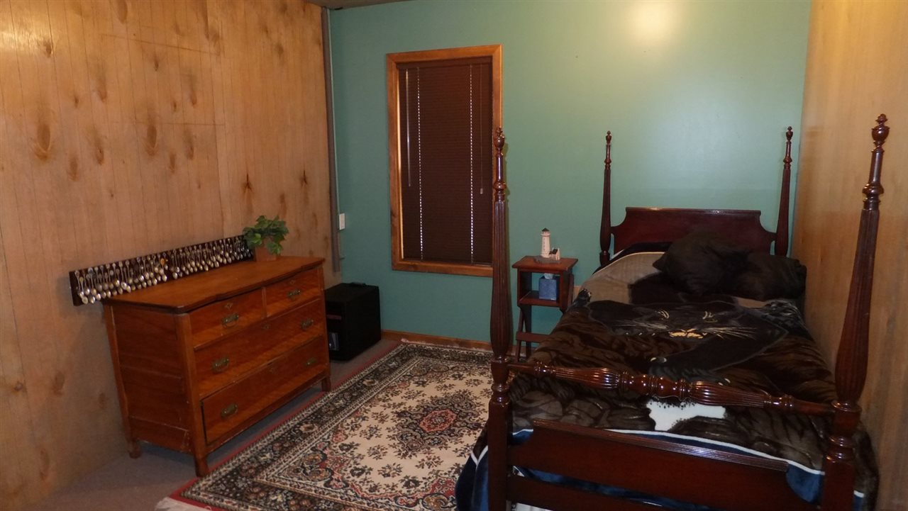 1442 North Haze Road Beulah, MI 49617 - Photo 24 of 46 1813248-23.JPG