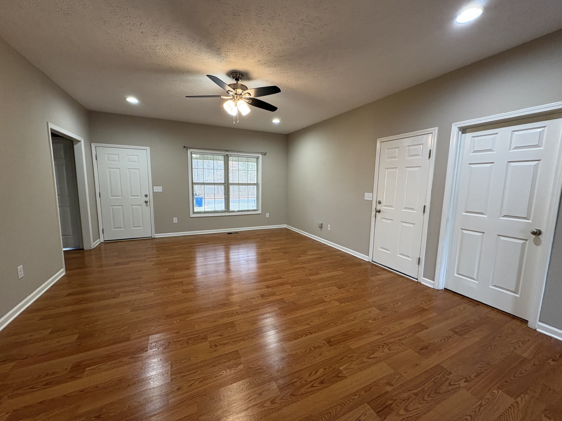 433 Skinner Flat Road Manchester, TN 37355 - Photo 18 of 26 Gallery Image 18