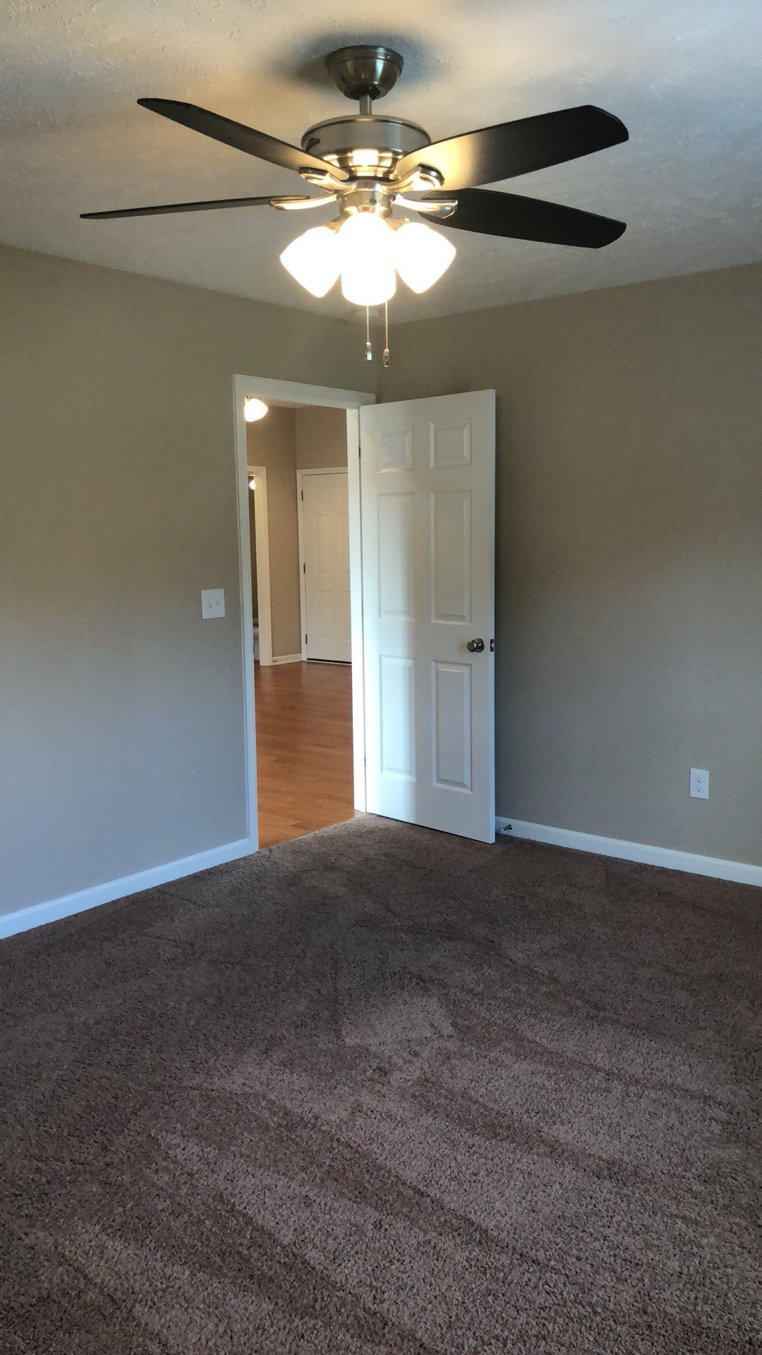 433 Skinner Flat Road Manchester, TN 37355 - Photo 8 of 26 Gallery Image 8