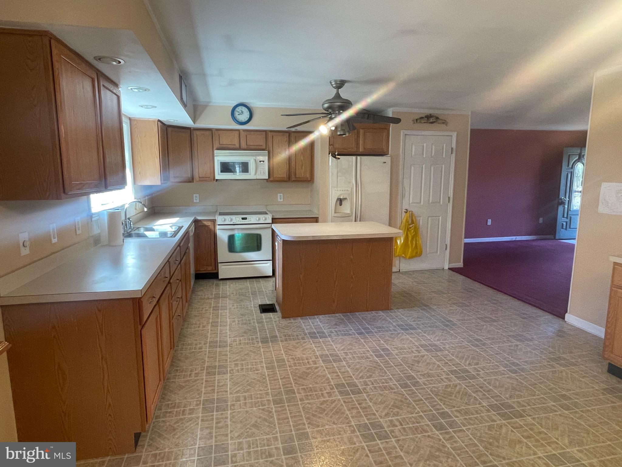 848 Trestle Court Pine Grove, PA 17963 - Photo 7 of 18 Spacious kitchen with modern amenities.