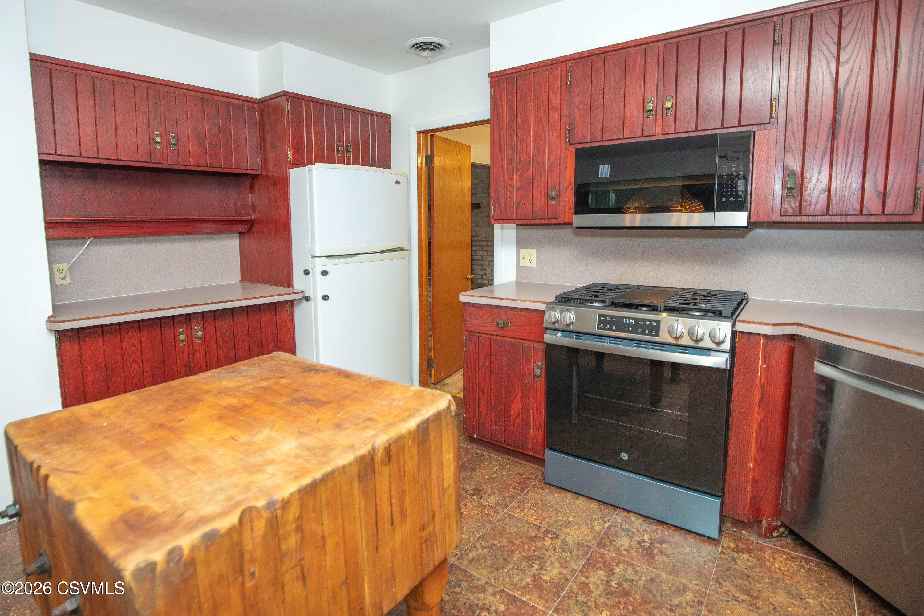 616 Pine Ridge Road Lewisburg, PA 17837 - Photo 9 of 45