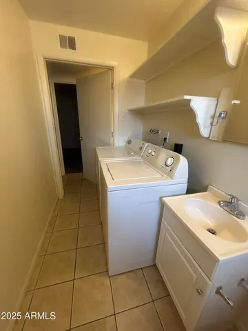 $1,350 | 1857 East University Drive, Unit B, Tempe, AZ 85288