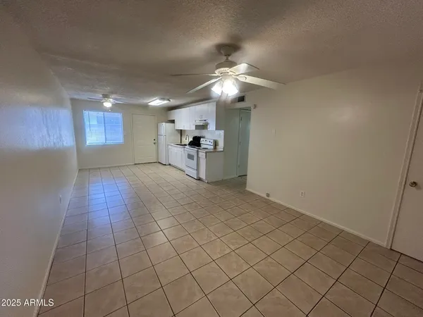 $995 | 1857 East University Drive, Unit B, Tempe, AZ 85288