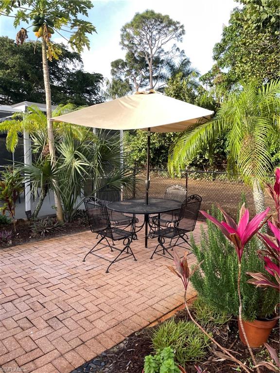 1471 Mandarin Road Naples, FL 34102 - Photo 25 of 28