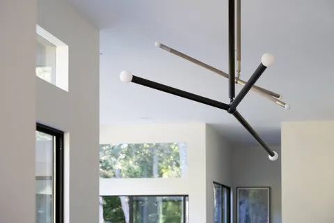 $8,250,000 | 311 Georgica Road, East Hampton, NY 11937