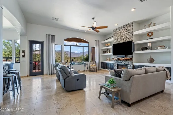 $1,249,000 | 15236 East Two Bar Z Ranch Place, Vail, AZ 85641